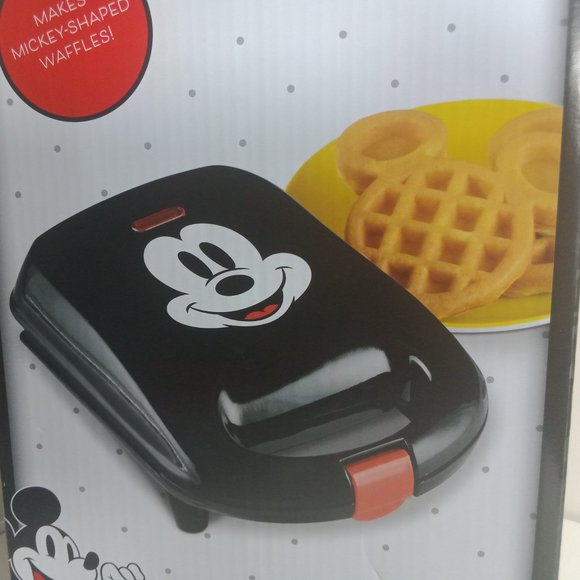 Disney Mickey Mouse Waffle Maker - Picture 1 of 2